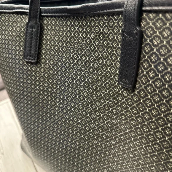 Lands’ End Black and Green Tote - Picture 5 of 6